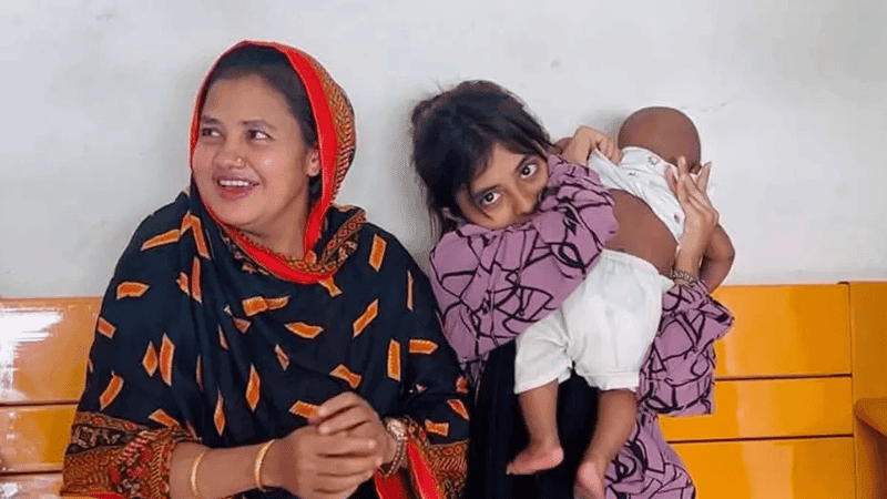 ফেসবুক-টিকটক ব্যবহার না করার শর্তে কিশোরী মা ফিরে পেলেন ৭ মাসের সন্তান