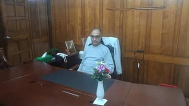সংসদে নিজ কার্যালয়ে দাপ্তরিক কাজ শুরু করলেন মির্জা আব্বাস