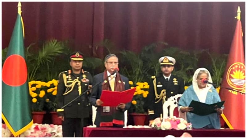 শপথ নিল নতুন মন্ত্রীসভা