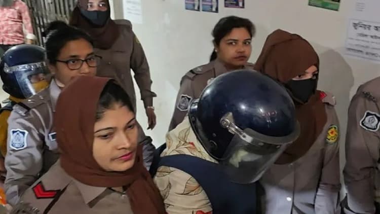 শিশু নির্যাতন মামলায় বিমানের সাবেক এমডির স্ত্রীর আদালতে স্বীকারোক্তি