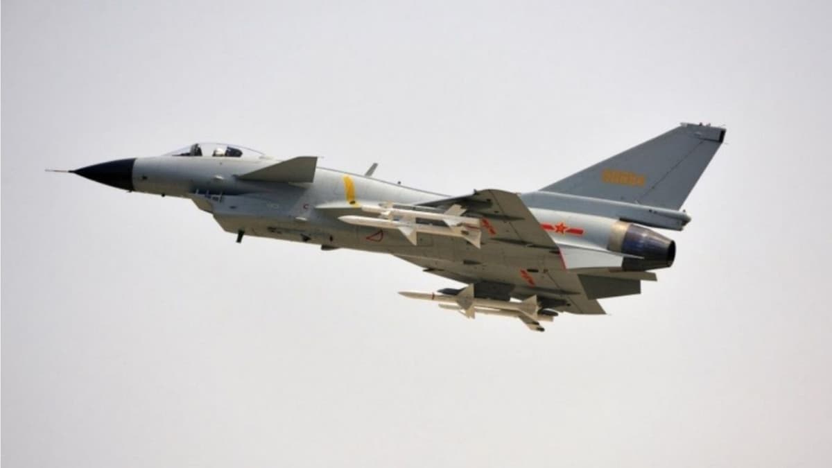 তাইওয়ানের আকাশ ও জলসীমায় ৩৪টি চীনা সামরিক বিমান ও ১২টি জাহাজ শনাক্ত