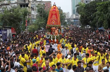 জগন্নাথ দেবের রথযাত্রায় ভক্তদের ঢলে মুখর রাজধানী