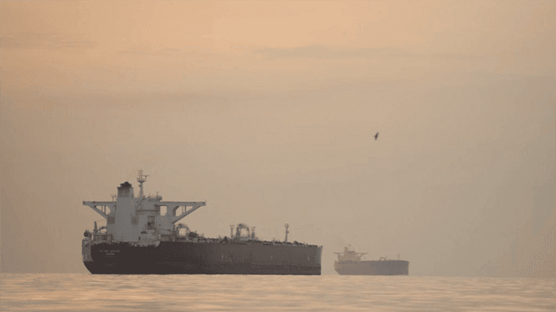 হরমুজ প্রণালিতে নতুন নৌপথ চালু করল ইরান