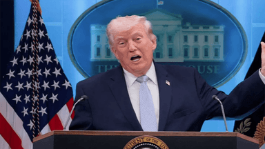 হরমুজ প্রণালিতে জাহাজ চলাচলে ‘অবরোধের ঘোষণা’ ট্রাম্পের