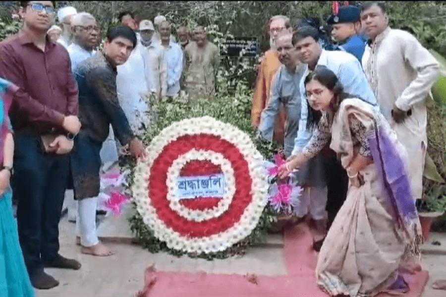 পল্লীকবি জসীম উদদীনের ৪৯তম মৃত্যুবার্ষিকী পালন