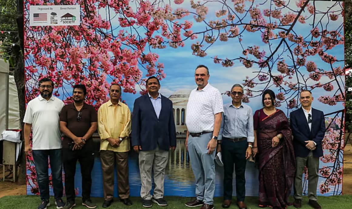 বাংলাদেশ-যুক্তরাষ্ট্র জনগণের সম্পর্ক আরও গভীর হবে: মার্কিন রাষ্ট্রদূত