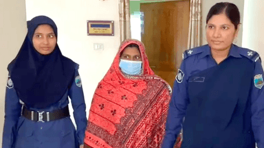 আট কুকুরছানা হত্যা: অভিযুক্ত নারীকে কারাগারে পাঠানোর নির্দেশ