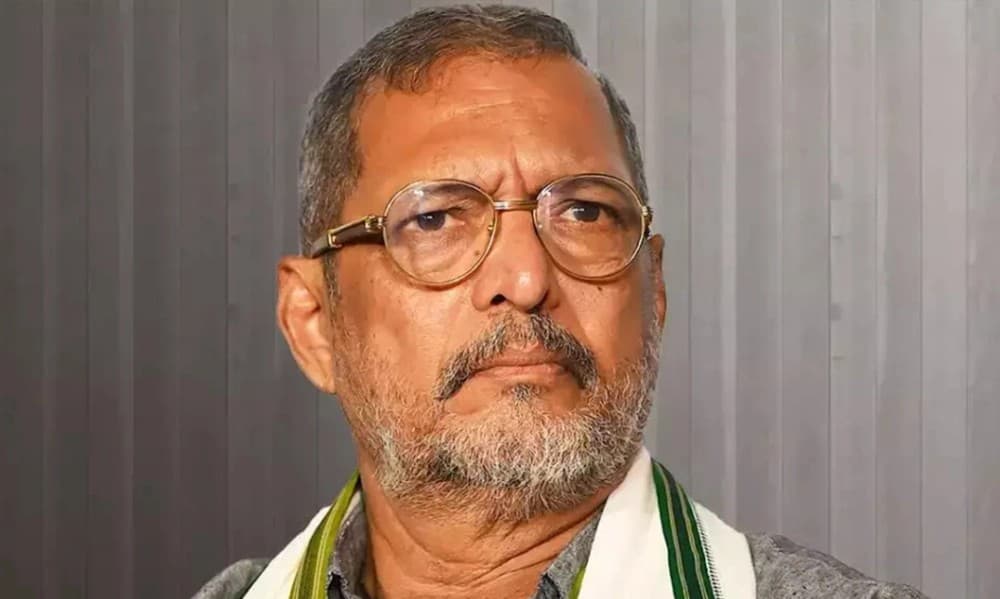 পুনেতে রাষ্ট্রীয় মর্যাদায় নানা পাটেকরের শেষকৃত্য
