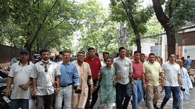 বিএনপি চেয়ারম্যানের গুলশান কার্যালয়ের সামনে যুবদলের পদবঞ্চিতদের প্রতিবাদ