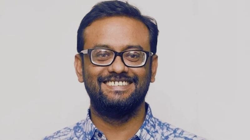 ফেব্রুয়ারি বাংলাদেশের মানুষকে অন্তরঙ্গতা ও আবেগময়তায় সিক্ত করে: মোহাম্মদ আজম