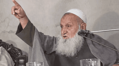 হেফাজত আমিরকে শপথ অনুষ্ঠানে আমন্ত্রণ তারেক রহমানের