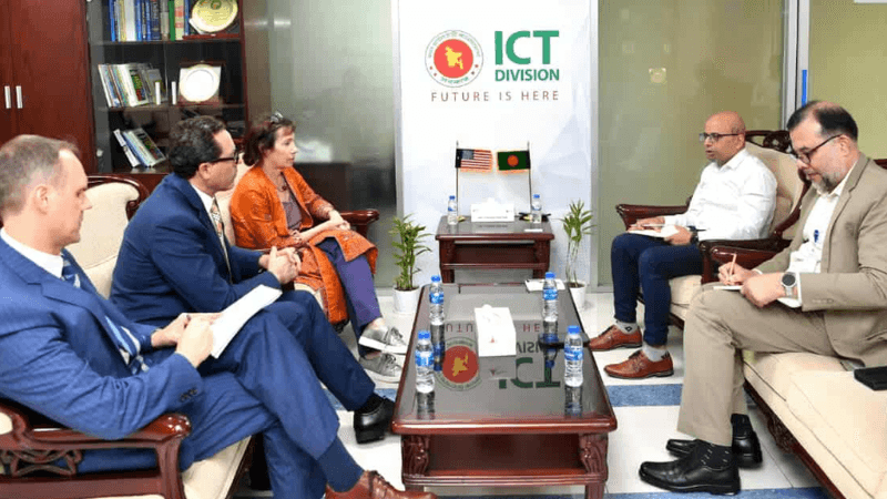 প্রধান উপদেষ্টার বিশেষ সহকারীর সঙ্গে মার্কিন চার্জ দ্য অ্যাফেয়ার্সের বৈঠক