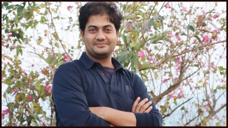 চিন্তা প্রকাশের ক্ষেত্রে আমি গদ্যকবিতা লিখি