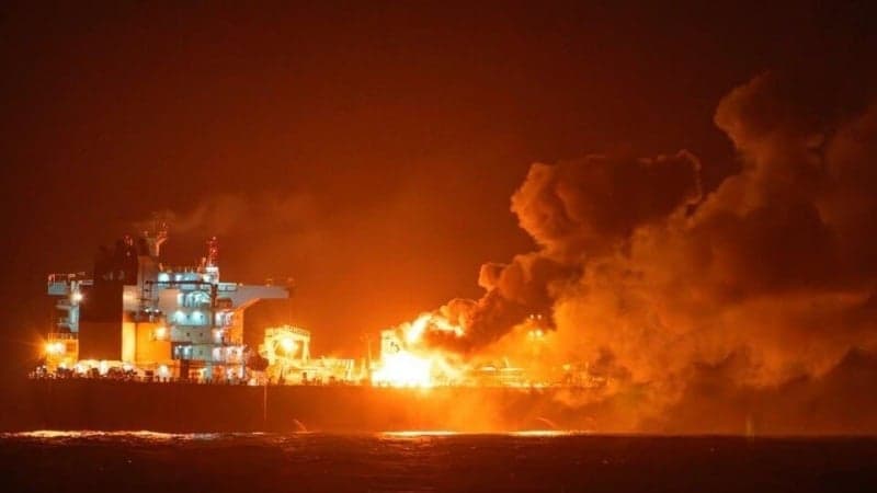 ফের চট্টগ্রামে তেলবাহী জাহাজে আগুন, নিহত ১