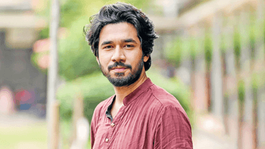থাইল্যান্ডে দুর্ঘটনায় আহত অভিনেতা খায়রুল বাসার