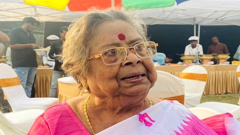 প্রবীণ অভিনেত্রী বাসন্তী চট্টোপাধ্যায় আর নেই