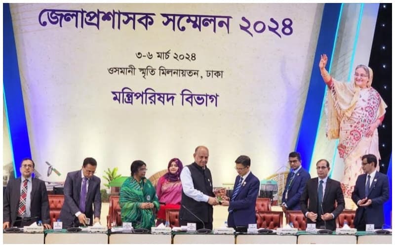 জেলায় অবৈধ স্বাস্থ্যকেন্দ্র বন্ধে জেলা প্রশাসকদের সহায়তা চান স্বাস্থ্যমন্ত্রী