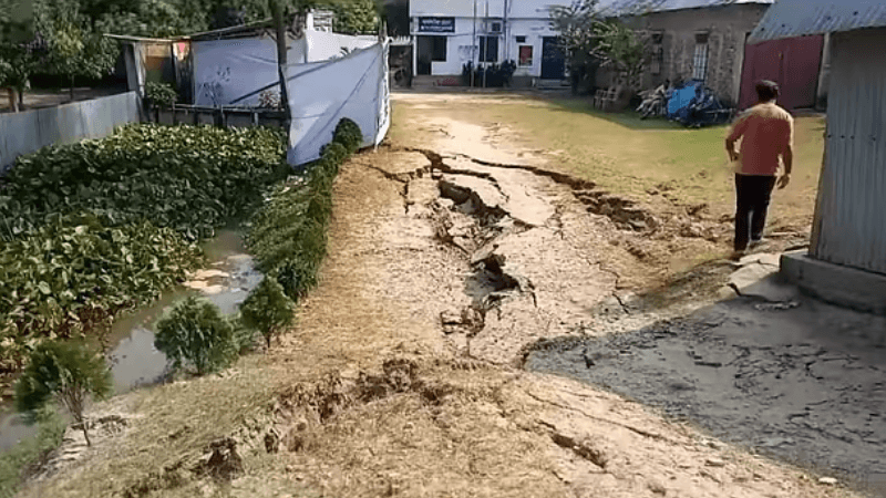 ভূমিকম্প: নরসিংদীতে অর্ধশতাধিক আহত, ঘোড়াশাল তাপবিদ্যুৎ কেন্দ্রে আগুন