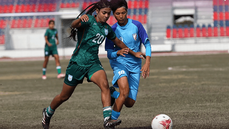 ভারতের কাছে হেরে শিরোপা হাতছাড়া বাংলাদেশের