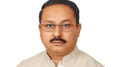 দলীয় শৃঙ্খলা ভঙ্গের অভিযোগে এমপি বাচ্চুকে বিএনপির শোকজ