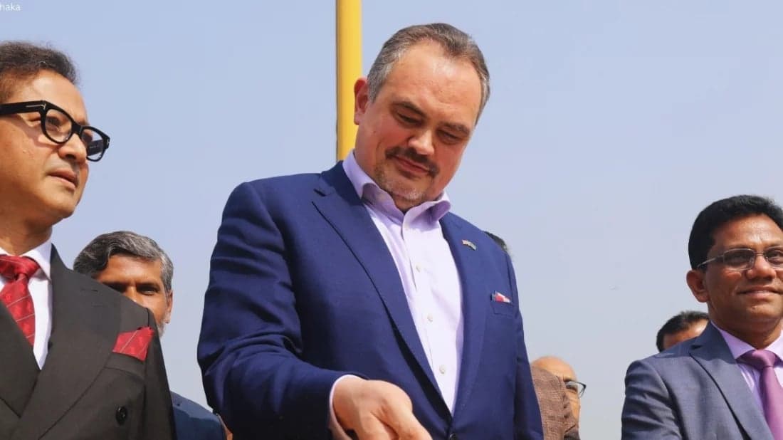 বাংলায় কথা বলে শুভেচ্ছা জানালেন মার্কিন রাষ্ট্রদূত