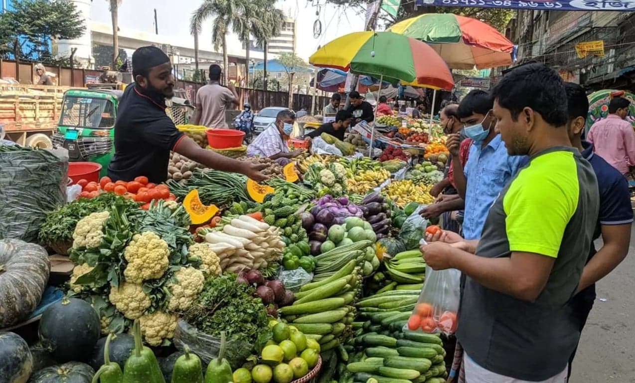বাজারেই বৈষম্য