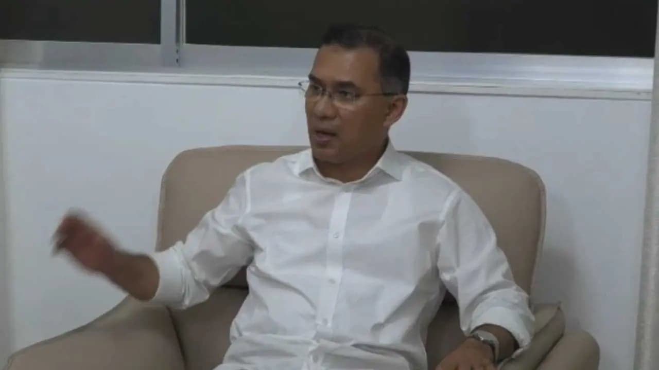 নবনিযুক্ত ১৪ জেলা পরিষদ প্রশাসকের সঙ্গে বৈঠকে প্রধানমন্ত্রী