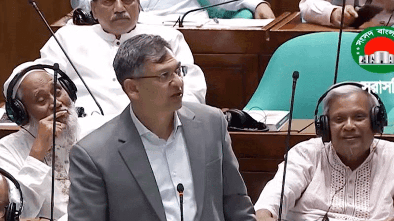 দাবি আদায়ের নামে সড়ক অবরোধ বা মব বরদাস্ত করা হবে না: স্বরাষ্ট্রমন্ত্রী