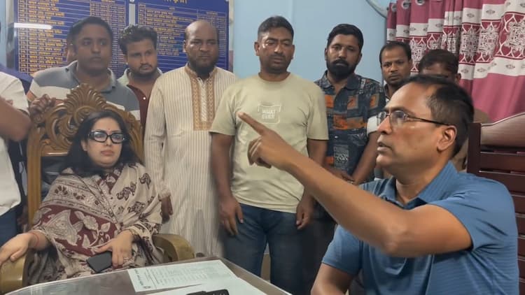 রুমিন ফারহানা ও সরাইল থানার ওসির বাগ্‌বিতণ্ডা, পুলিশের জিডি