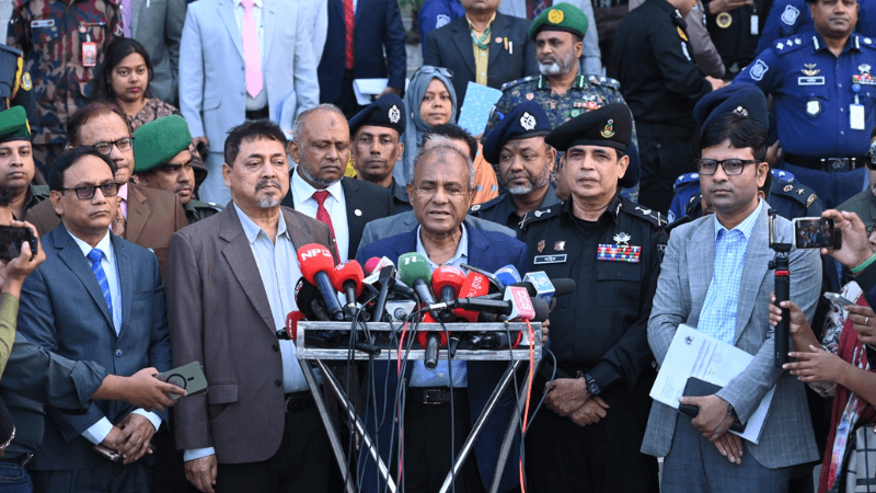 কোনো জনপ্রতিনিধি অশোভন আচরণ করলে প্রচার করুন, সোজা হয়ে যাবে: স্বরাষ্ট্র উপদেষ্টা