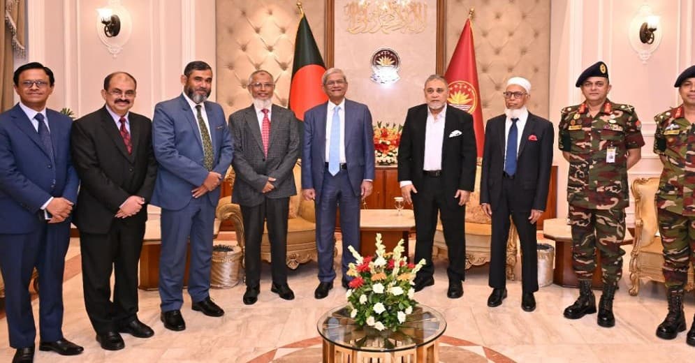 রাষ্ট্রপতির সঙ্গে নির্বাচন কমিশনের প্রতিনিধিদলের সৌজন্য সাক্ষাৎ
