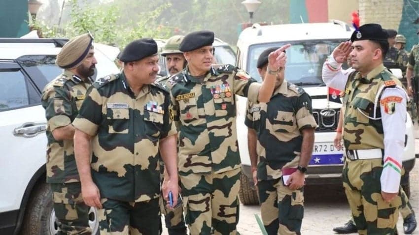 বাংলাদেশ ও পাকিস্তান সীমান্তে ‘ফরোয়ার্ড হেডকোয়ার্টার’ করবে ভারত