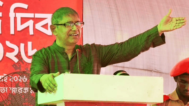 আবু সাঈদের স্মরণসভায় অর্ধেক চেয়ার খালি, হতাশ মুক্তিযুদ্ধবিষয়ক মন্ত্রী