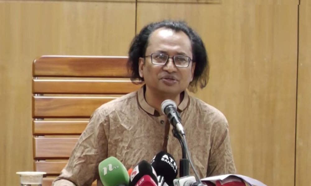 ডিজিটাল প্ল্যাটফর্মে অপপ্রচার শক্তহাতে দমনে সরকার বদ্ধপরিকর: তথ্য উপদেষ্টা