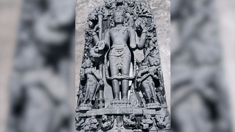 বগুড়ায় ১৯০ কেজি ওজনের বিষ্ণুমূর্তি উদ্ধার, আটক ২
