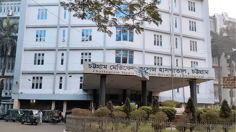 চট্টগ্রামে ডেঙ্গুতে গর্ভবতীর মৃত্যু