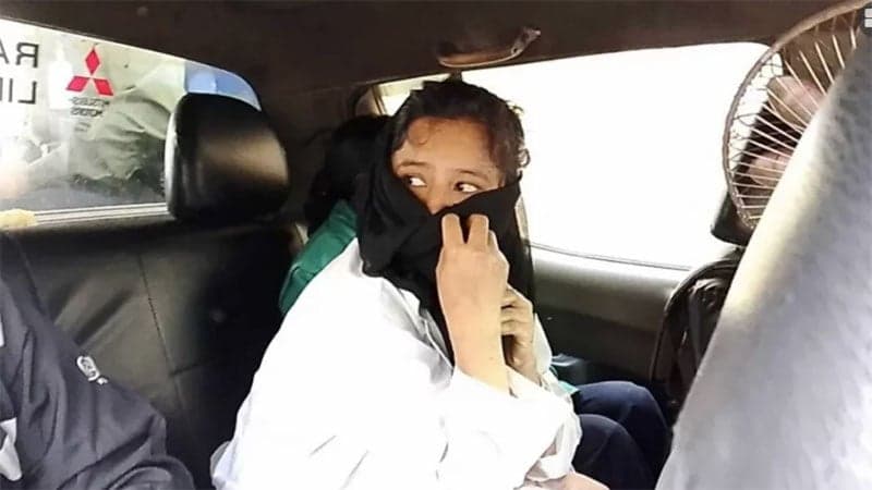 ঢামেকে আবারও ভুয়া নারী চিকিৎসক আটক