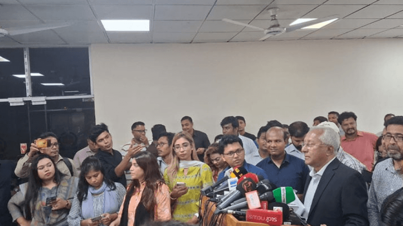 দেশের মোট ভোটার ১২ কোটি ৭৬ লাখ ১২ হাজার ৩৮৪ : ইসি