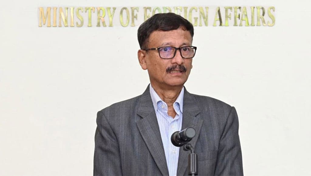 চীনের সঙ্গে অর্থনৈতিক-নিরাপত্তা সম্পর্ক জোরদারে আগ্রহী বাংলাদেশ: পররাষ্ট্র উপদেষ্টা