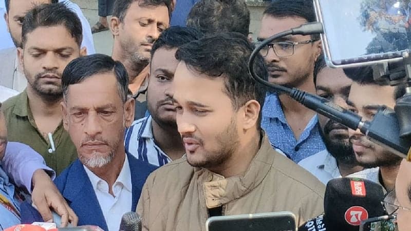 হাসিনাকে দেশে ফিরিয়ে না আনলে রায়ের কোনো মূল্য নেই: মীর স্নিগ্ধ 