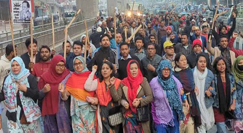 নির্বাচন বর্জনের রাজধানীতে বিএনপির লাঠি মিছিল