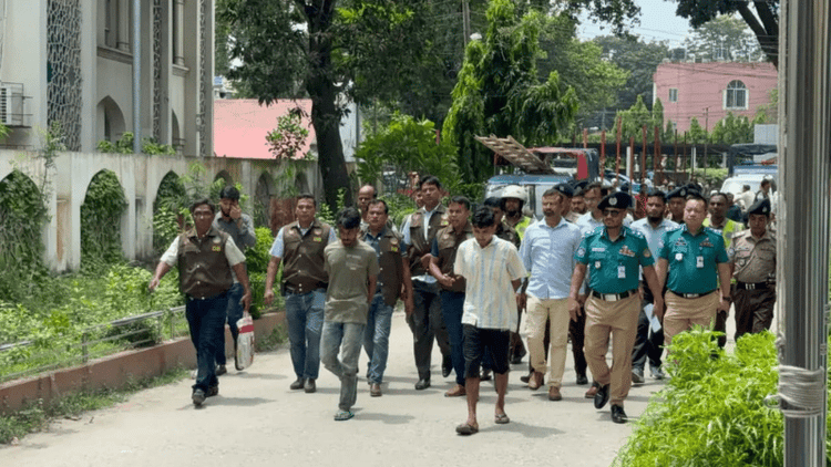 রংপুরে ৪ হত্যা: মুগ্ধ-সিদ্ধার্থকে জেলগেটে জিজ্ঞাসাবাদ