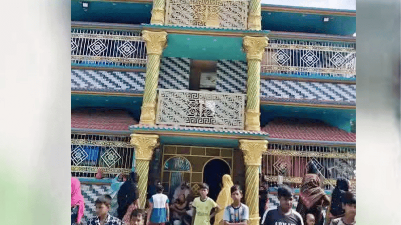 আদম ব্যবসায়ীকে না পেয়ে ১১ বছরের শিশুকে তুলে নেওয়ার অভিযোগ