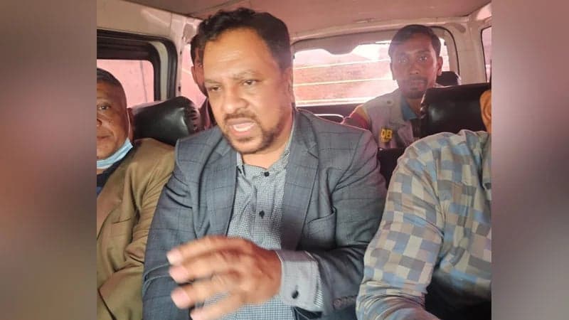 বোয়ালখালীর সাবেক উপজেলা চেয়ারম্যান ব্যবসায়ী জাহেদুল ঢাকায় গ্রেপ্তার