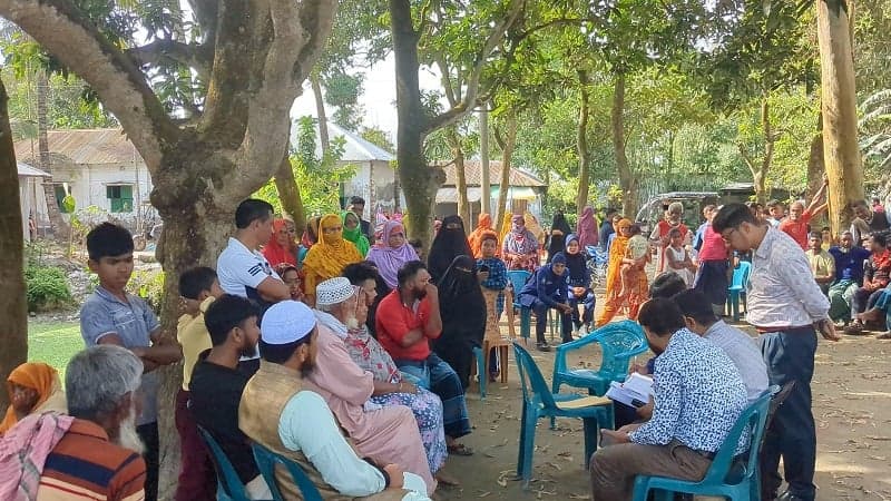 বগুড়ায় শেখ হাসিনার বিরুদ্ধে ‘হত্যা মামলা’, ফোরকানের মরদেহ উত্তোলনে স্বজনদের বাধা