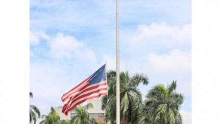 শনিবার পতাকা অর্ধনমিত রাখবে মার্কিন দূতাবাস