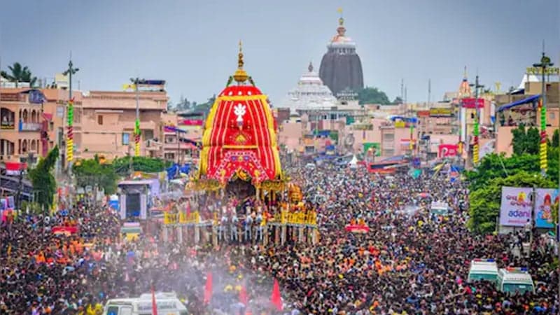 পুরিতে রথযাত্রায় ভিড়ের চাপে ৩ জনের মৃত্যু