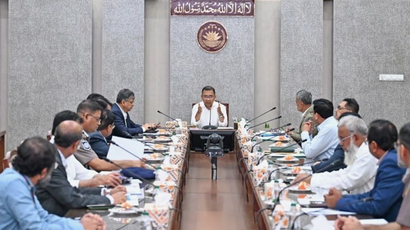 রাজধানীর ট্রাফিক ব্যবস্থাকে যুগোপযোগী করার নির্দেশ প্রধানমন্ত্রীর