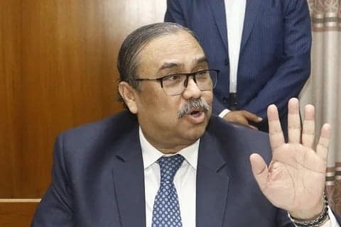 পদত্যাগ করেছেন প্রধান বিচারপতি ওবায়দুল হাসান