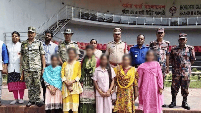 ভারতে কারাভোগ শেষে বেনাপোল দিয়ে দেশে ফিরলেন ৬ নারী
